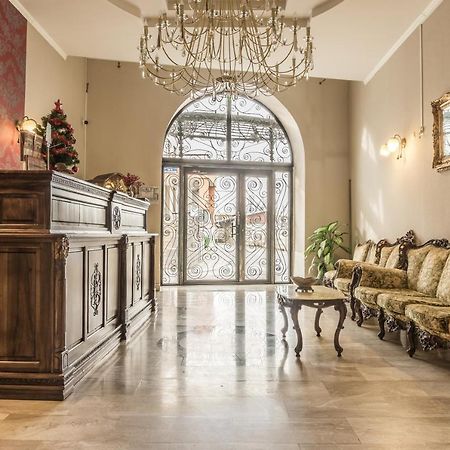 Hotel Ferdinand Хацег Экстерьер фото