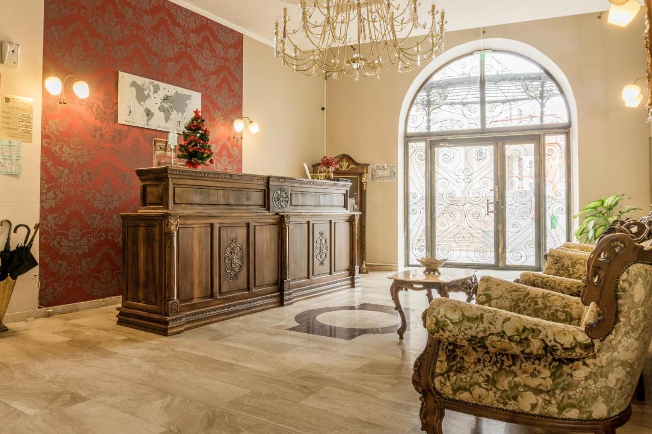 Hotel Ferdinand Хацег Экстерьер фото