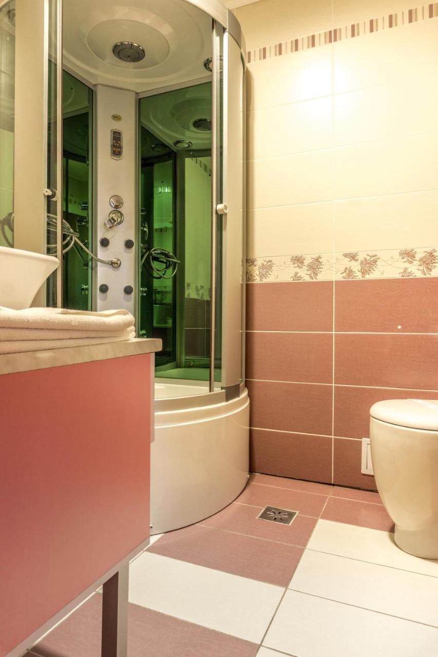 Hotel Ferdinand Хацег Экстерьер фото